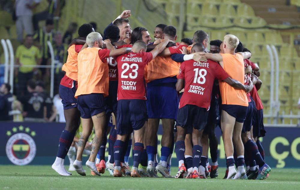 欧冠回顾：仁仰马翻！惨案制造机齐翻车，尤文大逆转，阶段赛终于有看头了