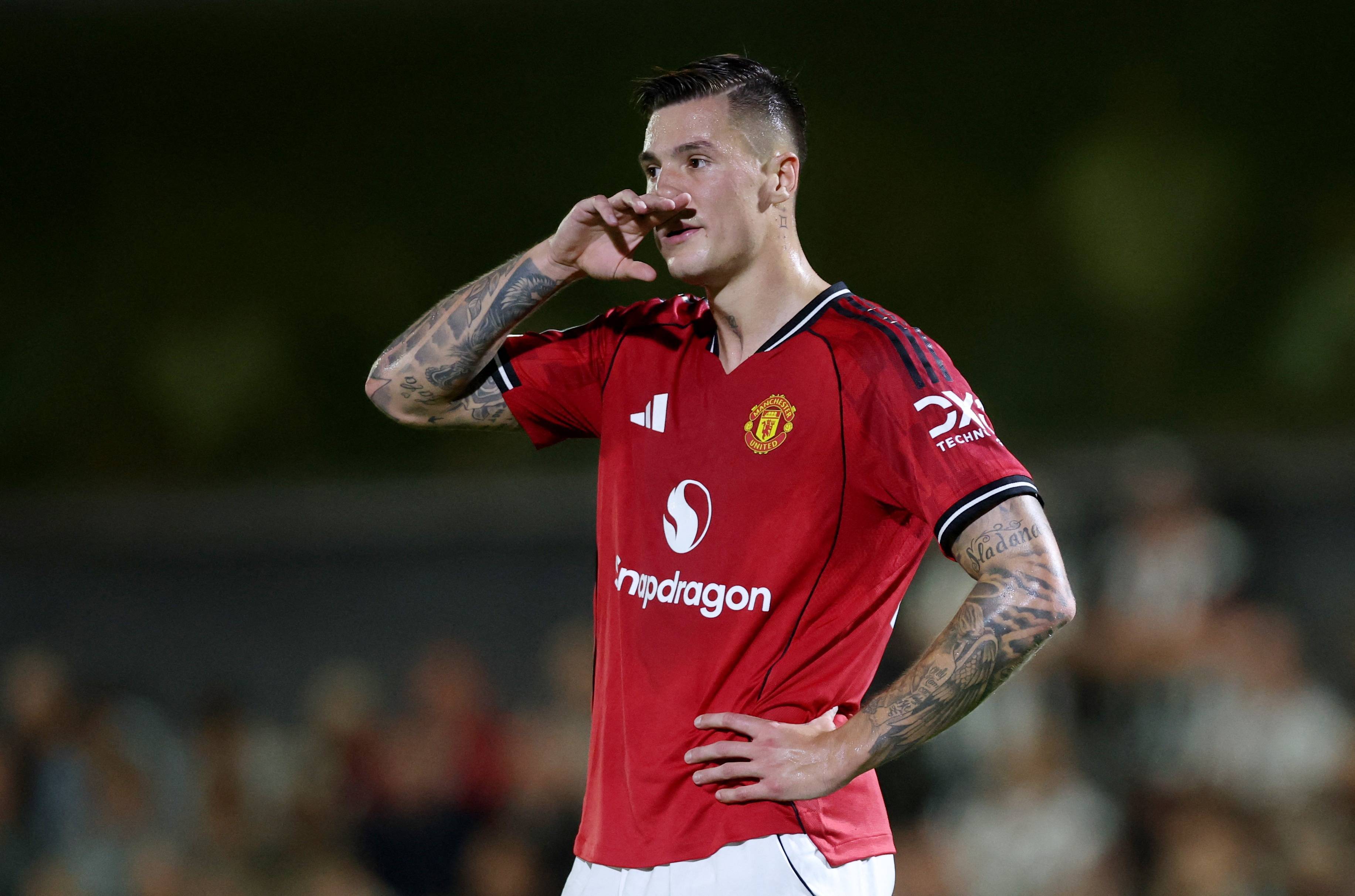 阿邦拉霍怒批曼联：舍什科第10个罚点证明他是懦夫，阿莫林也一样